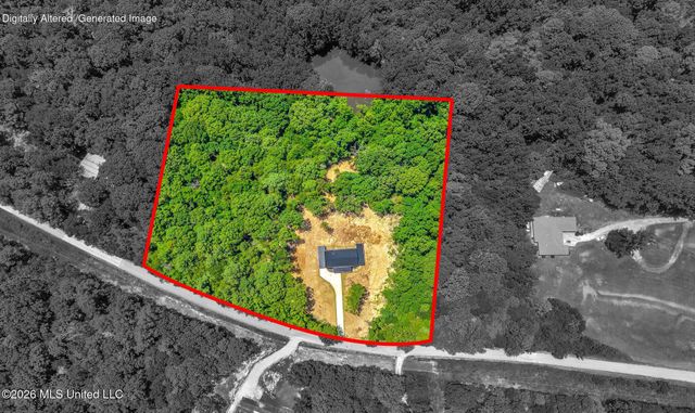 70 Wall Hill Farms, Byhalia, MS 38611
