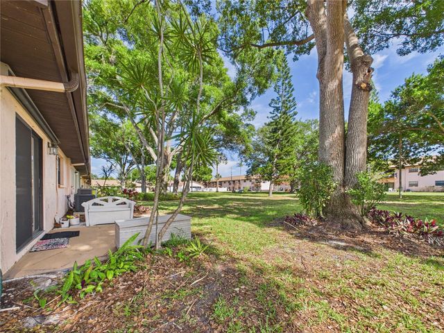 13250 RIDGE ROAD 9-8, Largo, FL 33778