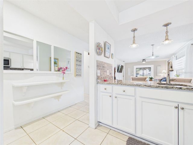 13250 RIDGE ROAD 9-8, Largo, FL 33778