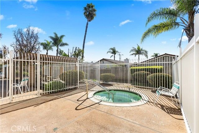 1258 Entrada Glen, Escondido, CA 92027