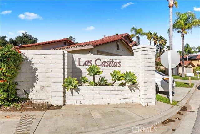1258 Entrada Glen, Escondido, CA 92027
