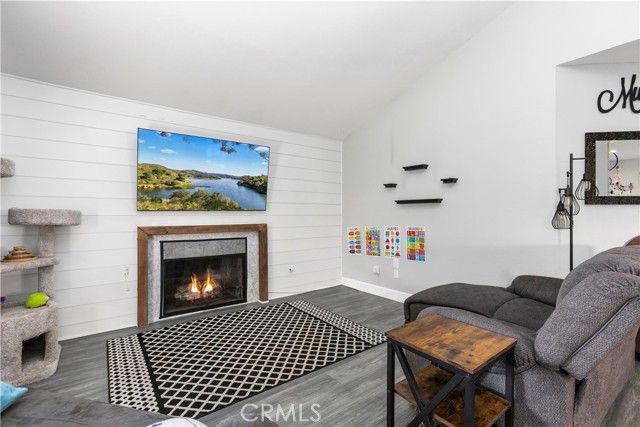 1258 Entrada Glen, Escondido, CA 92027