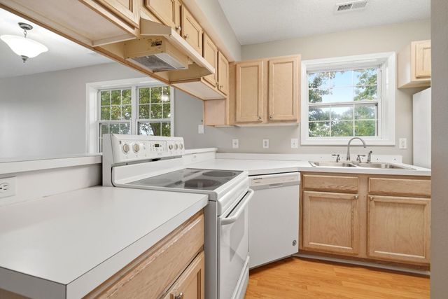 4257 Villas Dr Unit 109, Little River, SC 29566