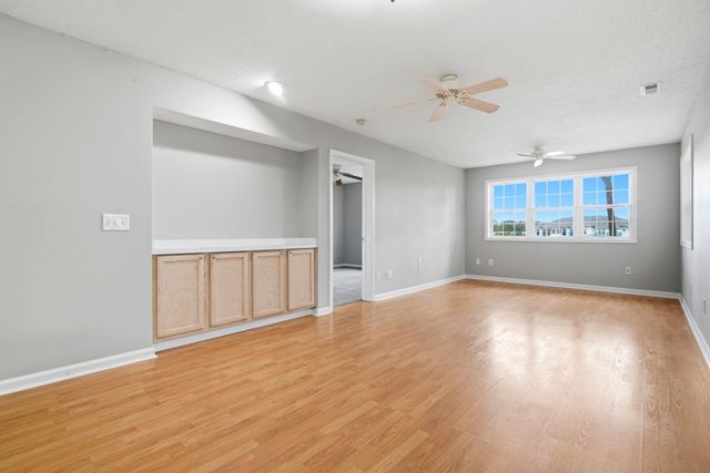 4257 Villas Dr Unit 109, Little River, SC 29566
