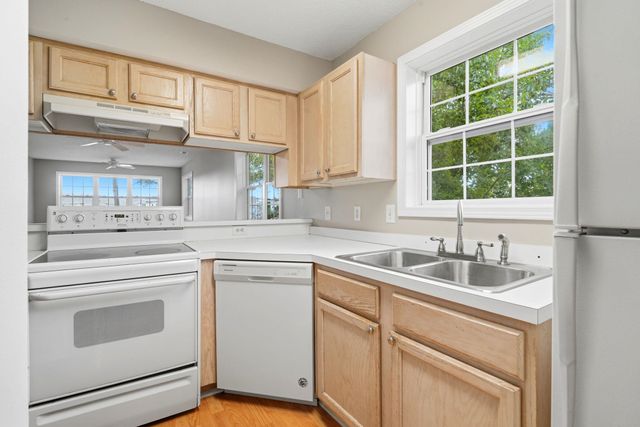 4257 Villas Dr Unit 109, Little River, SC 29566