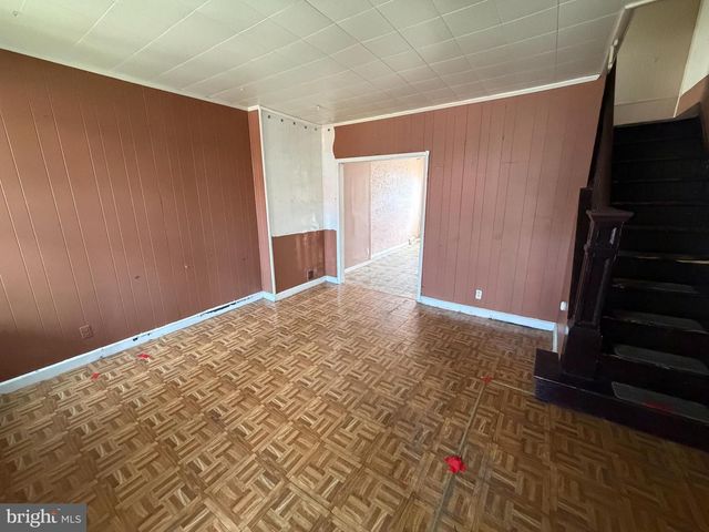 2631 LAURETTA AVE, Baltimore, MD 21223