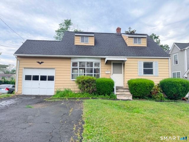 6 Fifth Street, Danbury, CT 06810