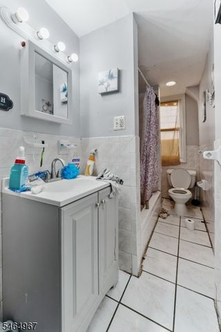 455 4Th Ave, Newark City, NJ 07107
