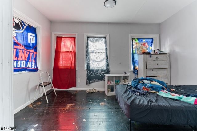 455 4Th Ave, Newark City, NJ 07107