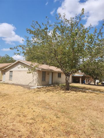 207 Jester Street, Coolidge, TX 76635