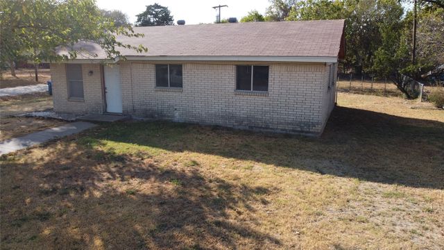 207 Jester Street, Coolidge, TX 76635