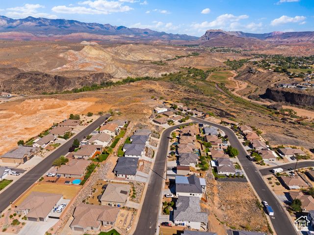 1195 N 50 W, Hurricane, UT 84737