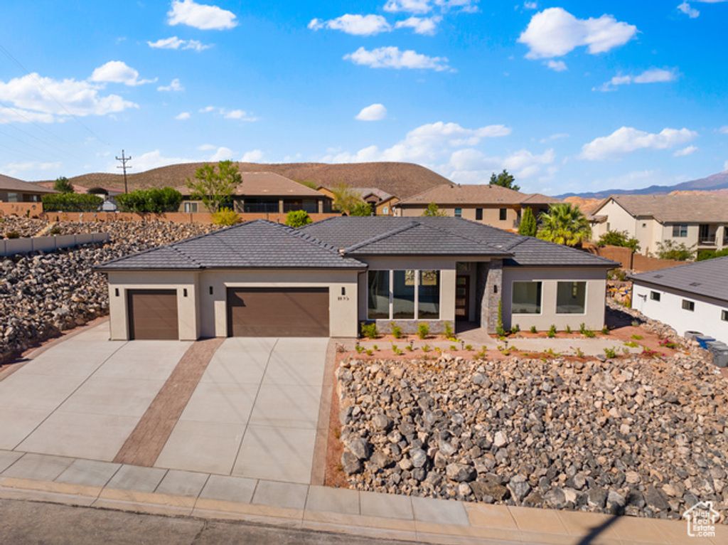 1195 N 50 W, Hurricane, UT 84737