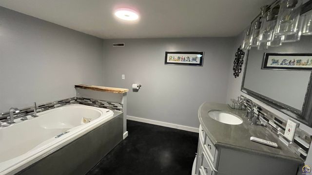 1516 West ST, Emporia, KS 66801