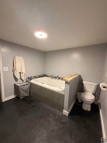 1516 West ST, Emporia, KS 66801