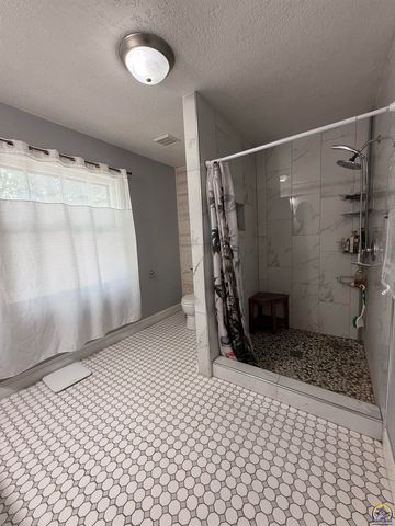 1516 West ST, Emporia, KS 66801