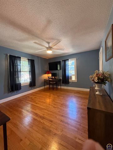 1516 West ST, Emporia, KS 66801