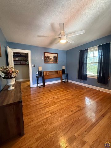 1516 West ST, Emporia, KS 66801