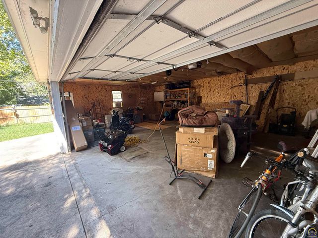 1516 West ST, Emporia, KS 66801