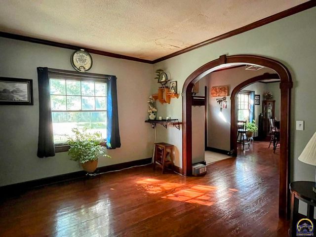 1516 West ST, Emporia, KS 66801