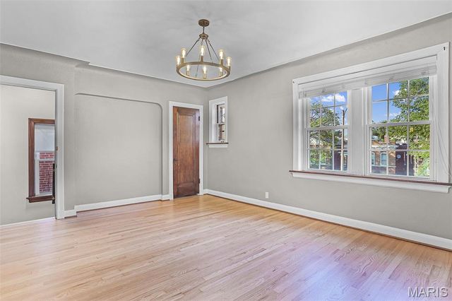 4632 Loughborough Avenue, St Louis, MO 63116