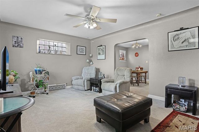 4632 Loughborough Avenue, St Louis, MO 63116