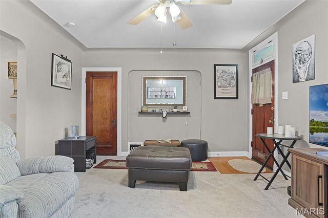 4632 Loughborough Avenue, St Louis, MO 63116
