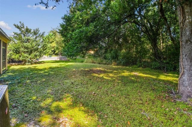 12322 EASTPOINTE DRIVE, Dade City, FL 33525