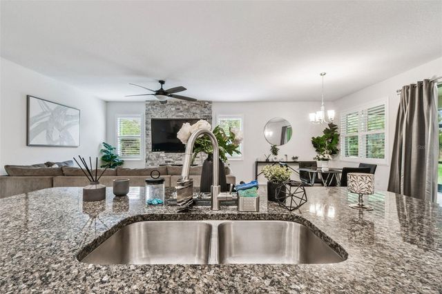 12322 EASTPOINTE DRIVE, Dade City, FL 33525