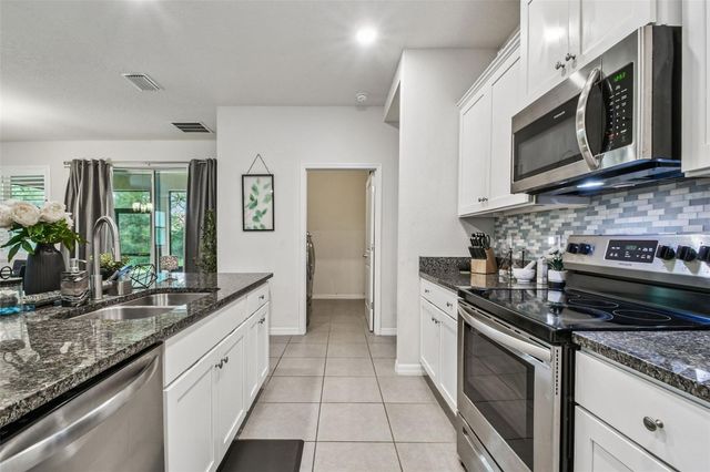 12322 EASTPOINTE DRIVE, Dade City, FL 33525