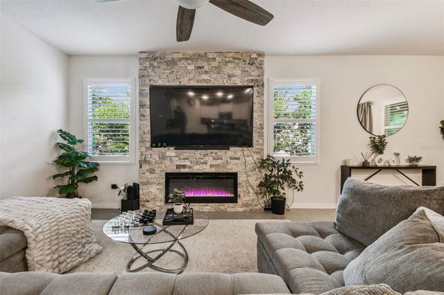 12322 EASTPOINTE DRIVE, Dade City, FL 33525