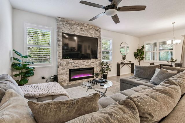 12322 EASTPOINTE DRIVE, Dade City, FL 33525