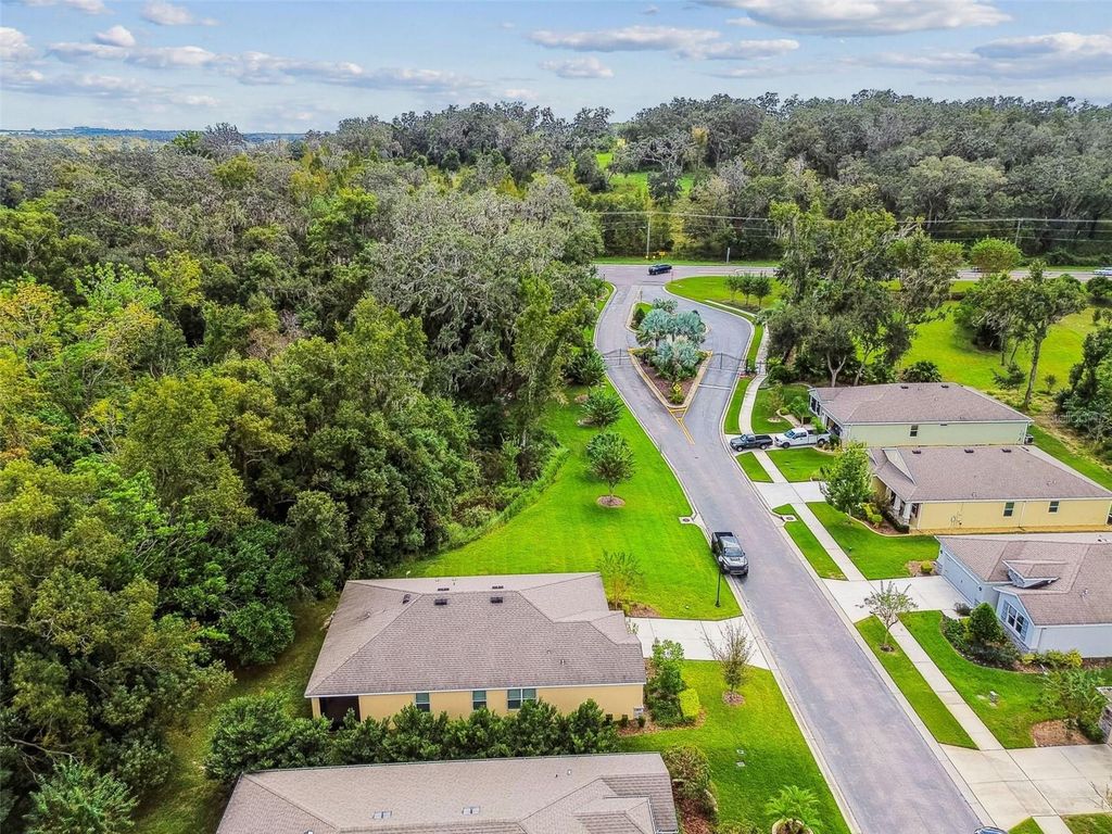 12322 EASTPOINTE DRIVE, Dade City, FL 33525