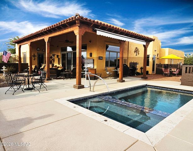 950 W Placita El Cueto, Green Valley, AZ 85622