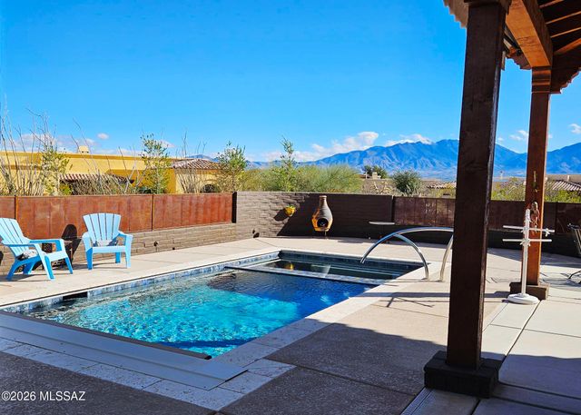 950 W Placita El Cueto, Green Valley, AZ 85622