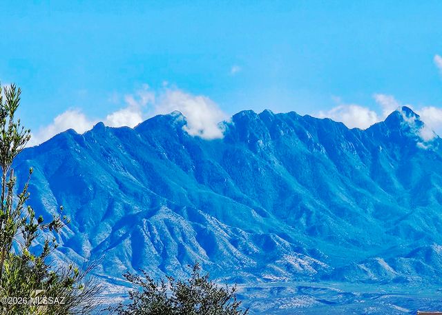 950 W Placita El Cueto, Green Valley, AZ 85622