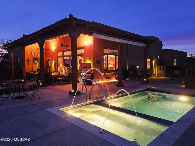 950 W Placita El Cueto, Green Valley, AZ 85622