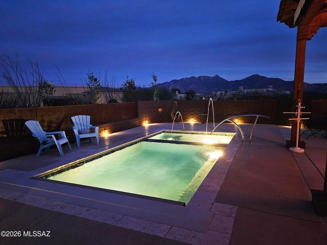 950 W Placita El Cueto, Green Valley, AZ 85622