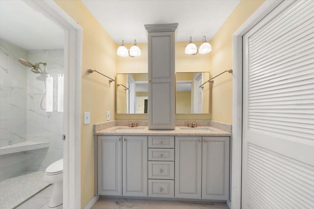 483 HARBOR DRIVE N, Indian Rocks Beach, FL 33785