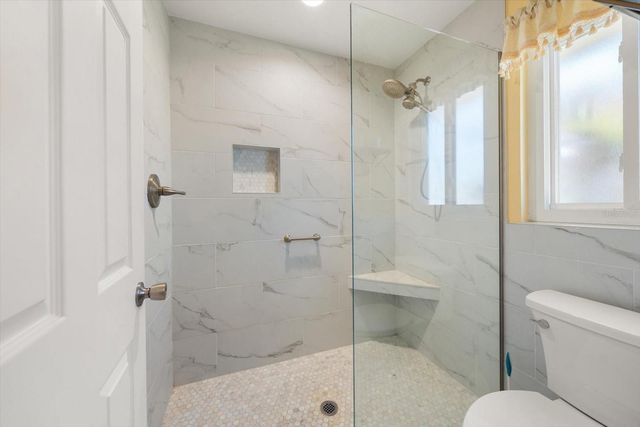 483 HARBOR DRIVE N, Indian Rocks Beach, FL 33785