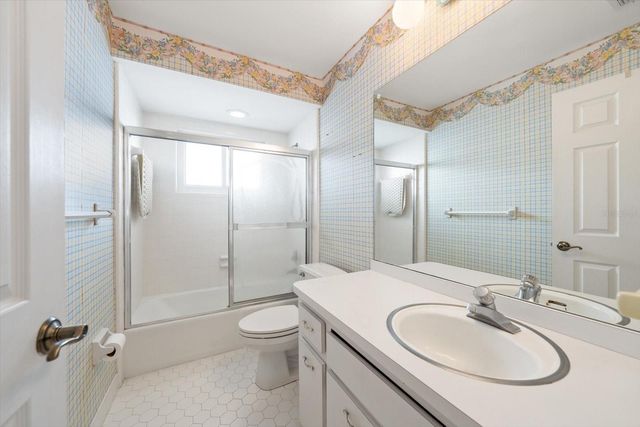 483 HARBOR DRIVE N, Indian Rocks Beach, FL 33785