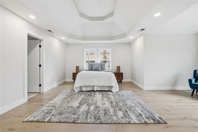 11935 Wildwood Springs Drive, Roswell, GA 30075