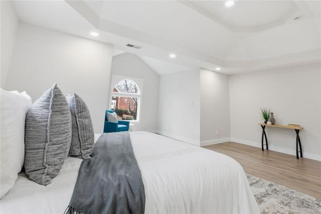 11935 Wildwood Springs Drive, Roswell, GA 30075