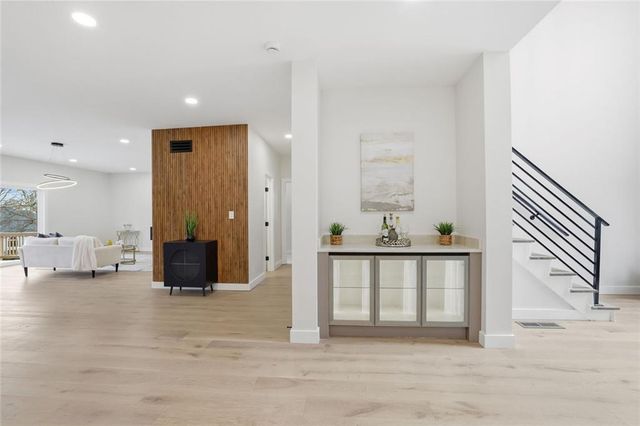 11935 Wildwood Springs Drive, Roswell, GA 30075