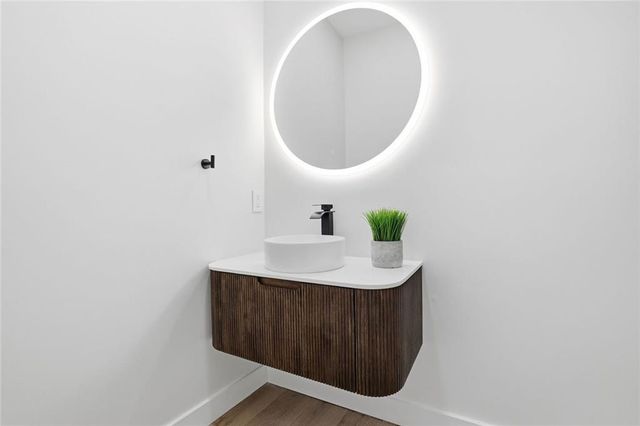 11935 Wildwood Springs Drive, Roswell, GA 30075