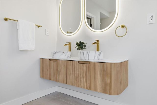 11935 Wildwood Springs Drive, Roswell, GA 30075