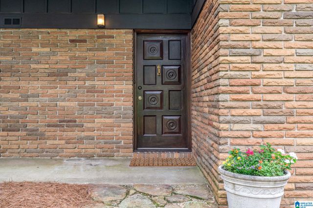 711 LEXINGTON ROAD, Vestavia Hills, AL 35216