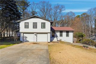 3695 Woodberry Drive, Duluth, GA 30096