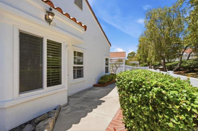 4950 Lerkas Way, Oceanside, CA 92056