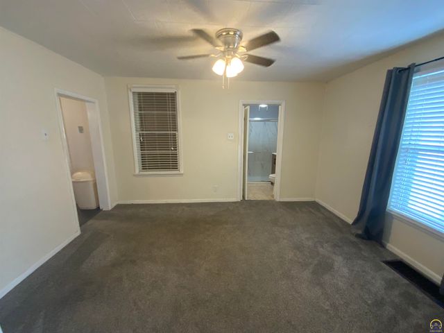 921 SW Frazier AVE, Topeka, KS 66606